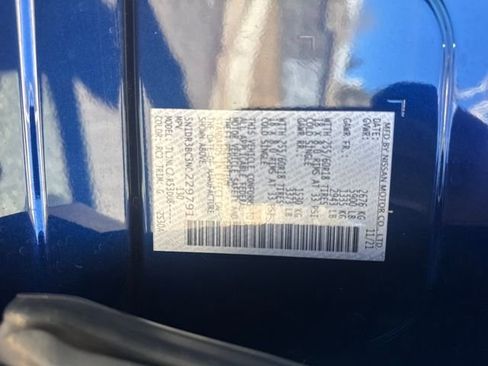 Used 2022 Nissan Pathfinder SV image 9