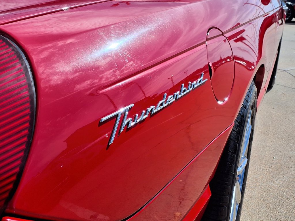 Used 2004 Ford Thunderbird RWD image 16
