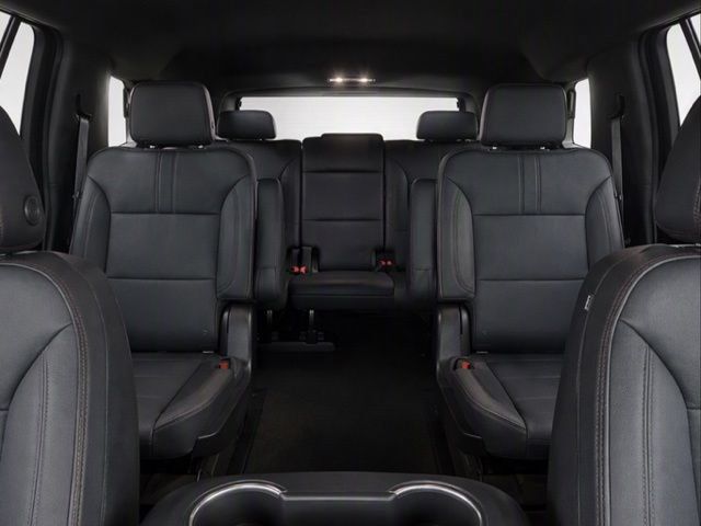 Certified 2023 Chevrolet Suburban RST w/ Luxury Package AWD/4WD image 20