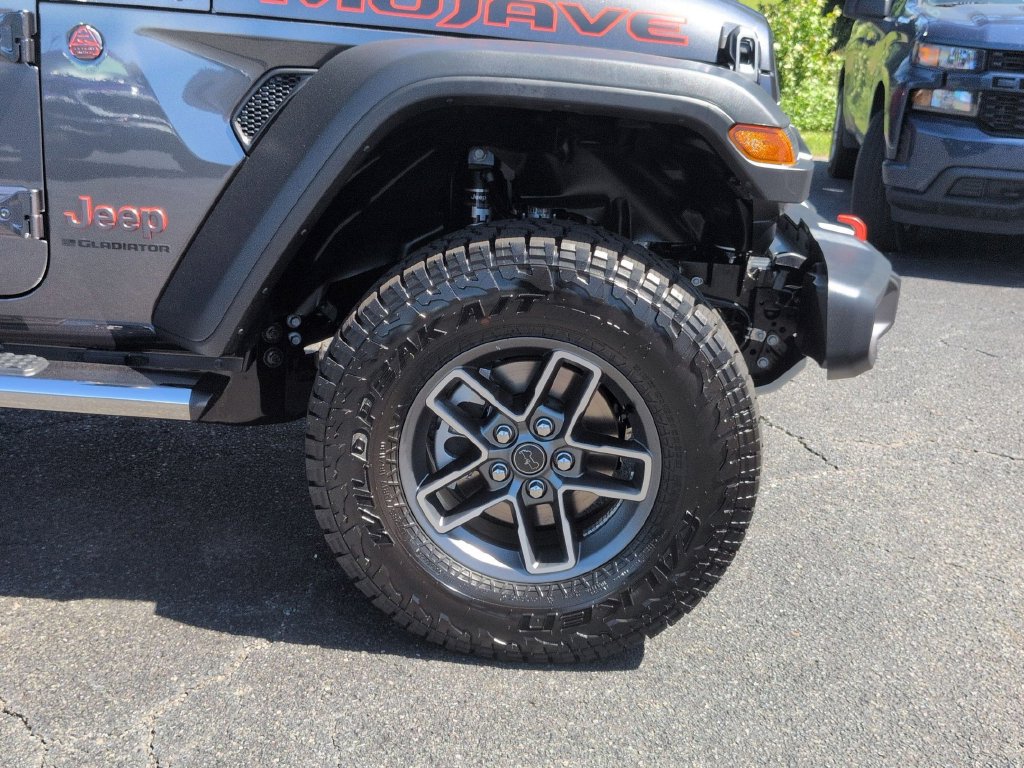New 2026 Jeep Gladiator Mojave AWD/4WD image 9