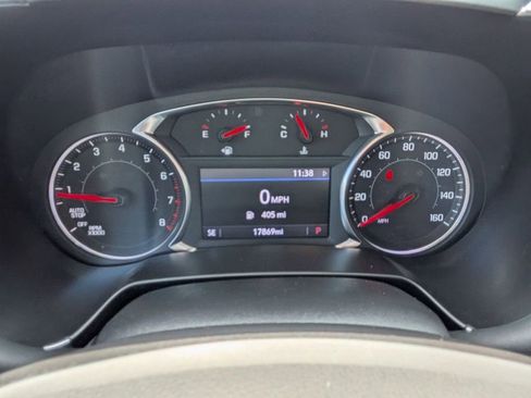 Used 2025 Chevrolet Blazer LT FWD image 17
