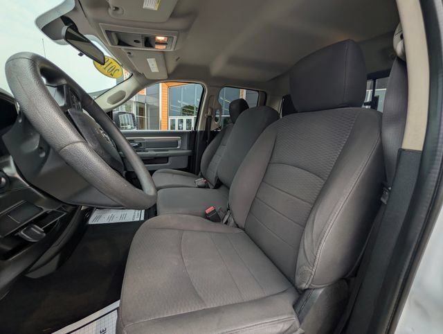 Used 2019 RAM 1500 Warlock AWD/4WD image 16
