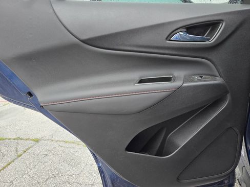 Certified 2022 Chevrolet Equinox RS w/ LPO, Floor Liner Package FWD image 11