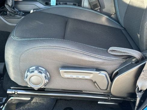 Used 2022 Jeep Wrangler Unlimited Rubicon 4xe image 11