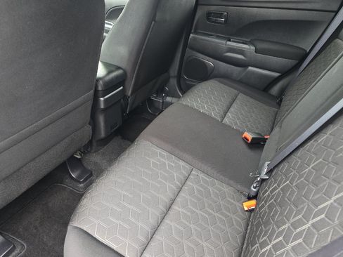 Used 2024 Mitsubishi Outlander Sport ES AWD/4WD image 12