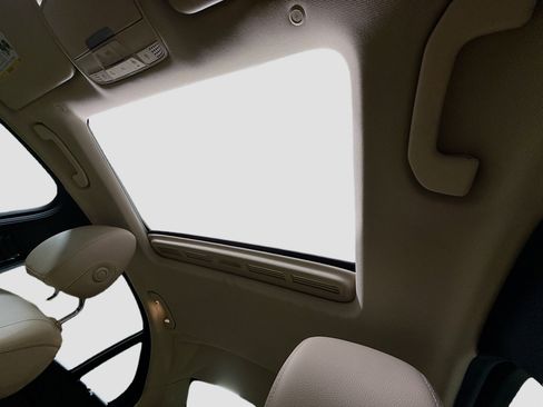 Used 2019 Mercedes-Benz C 300 Sedan image 41