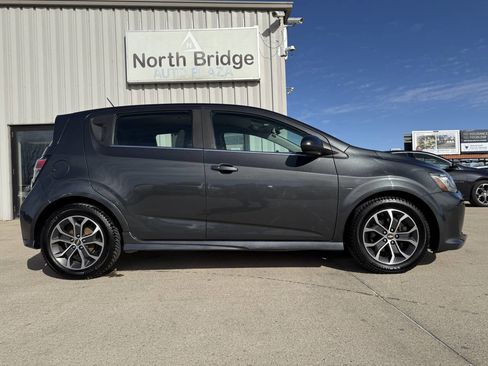 Used 2017 Chevrolet Sonic LT w/ Convenience Package image 24