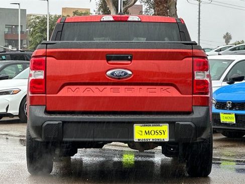Used 2024 Ford Maverick XL image 6