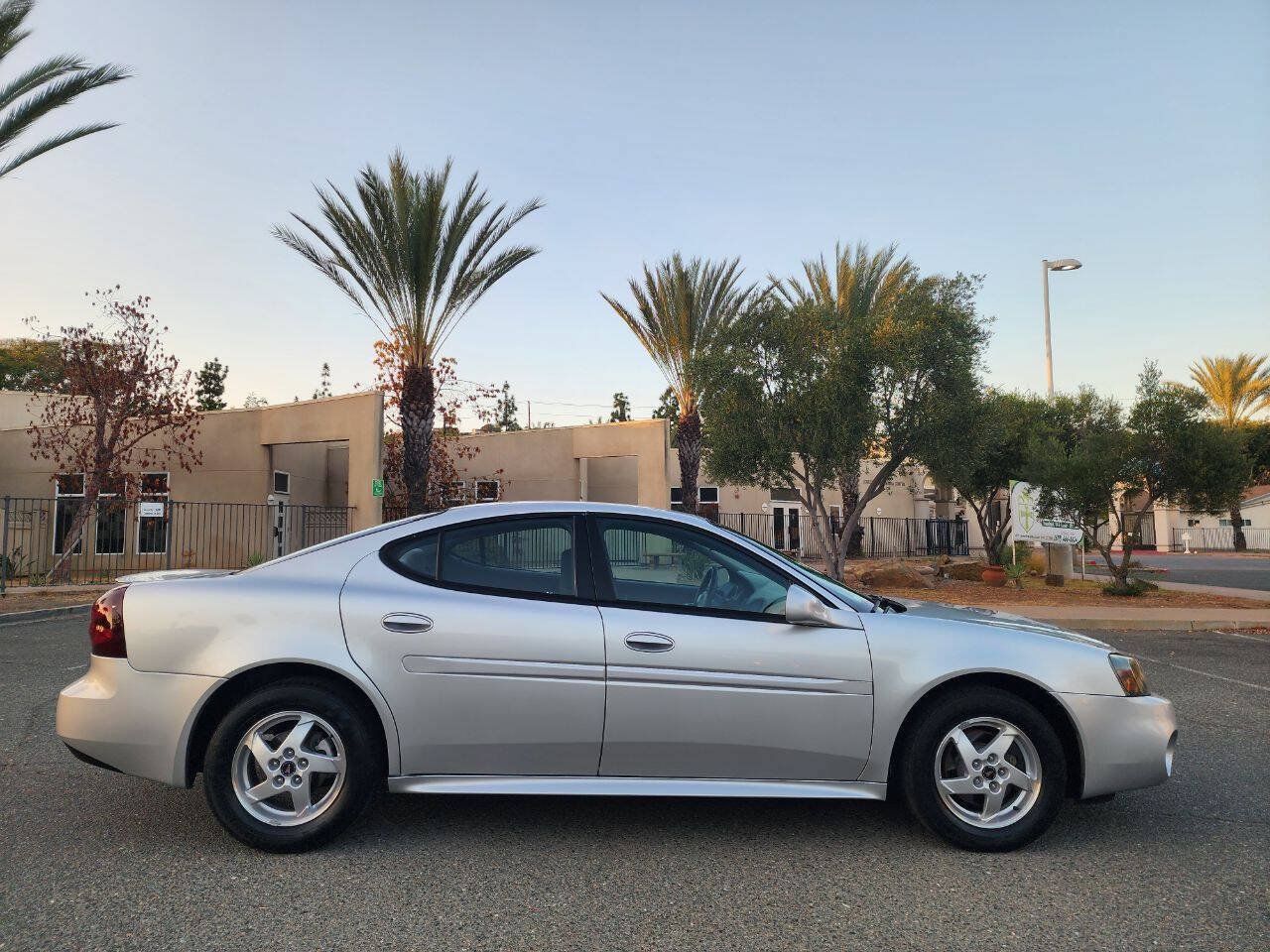 Used 2004 Pontiac Grand Prix GT w/ Drivers Package FWD image 6