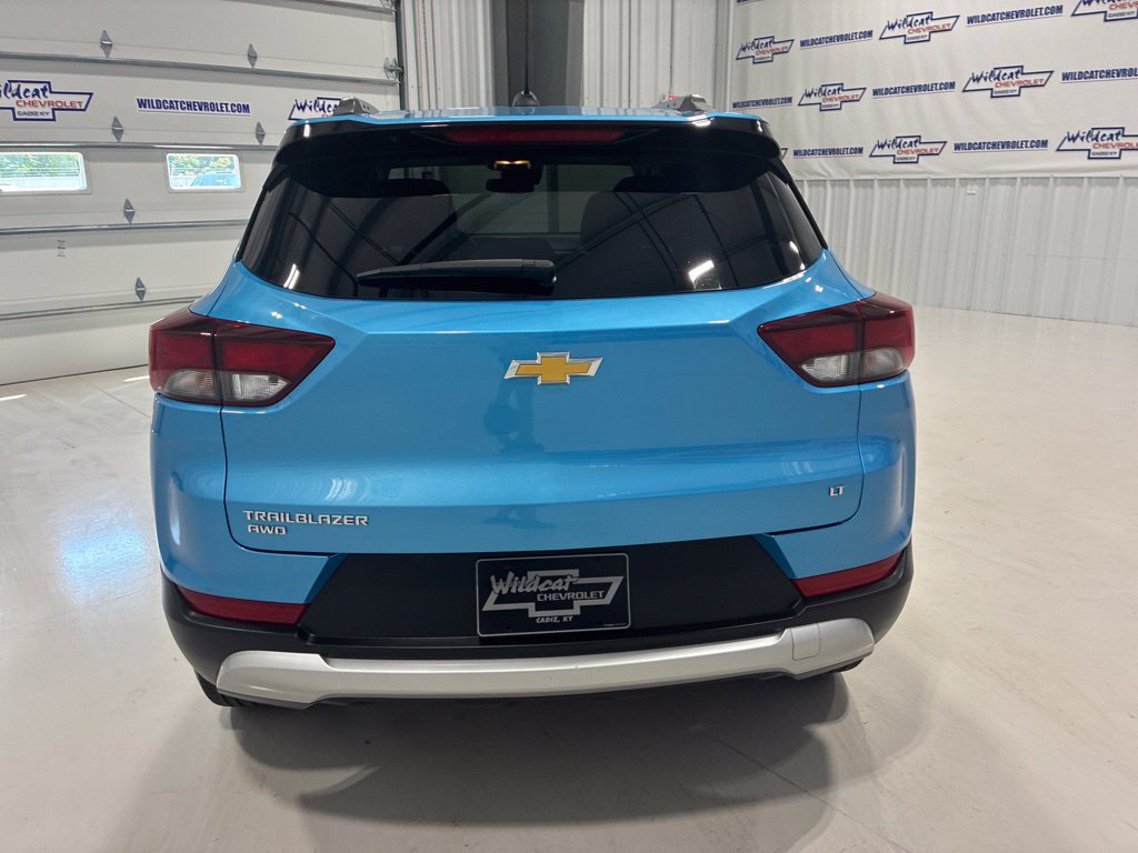 Used 2025 Chevrolet TrailBlazer LT AWD/4WD image 5