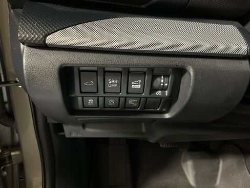 Used 2020 Subaru Forester Limited image 26