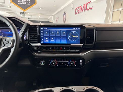 Certified 2024 Chevrolet Silverado 1500 LT AWD/4WD image 13