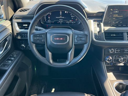 Used 2023 GMC Yukon AT4 w/ AT4 Premium Package AWD/4WD image 19