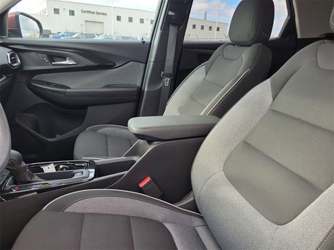 Used 2023 Chevrolet TrailBlazer LT image 16