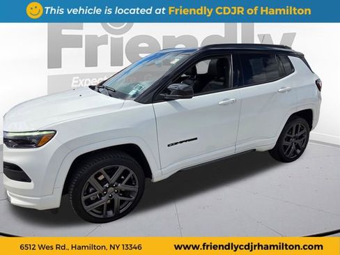 Used 2024 Jeep Compass Limited w/ High Altitude Package AWD/4WD image 1