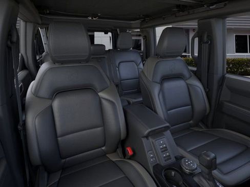 New 2026 Ford Bronco Outer Banks image 10