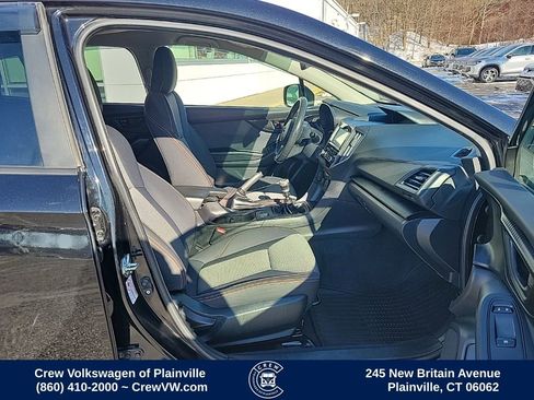 Used 2018 Subaru Crosstrek 2.0i Premium image 16