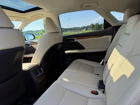 Used 2020 Lexus RX 450h AWD w/ Premium Package image 19