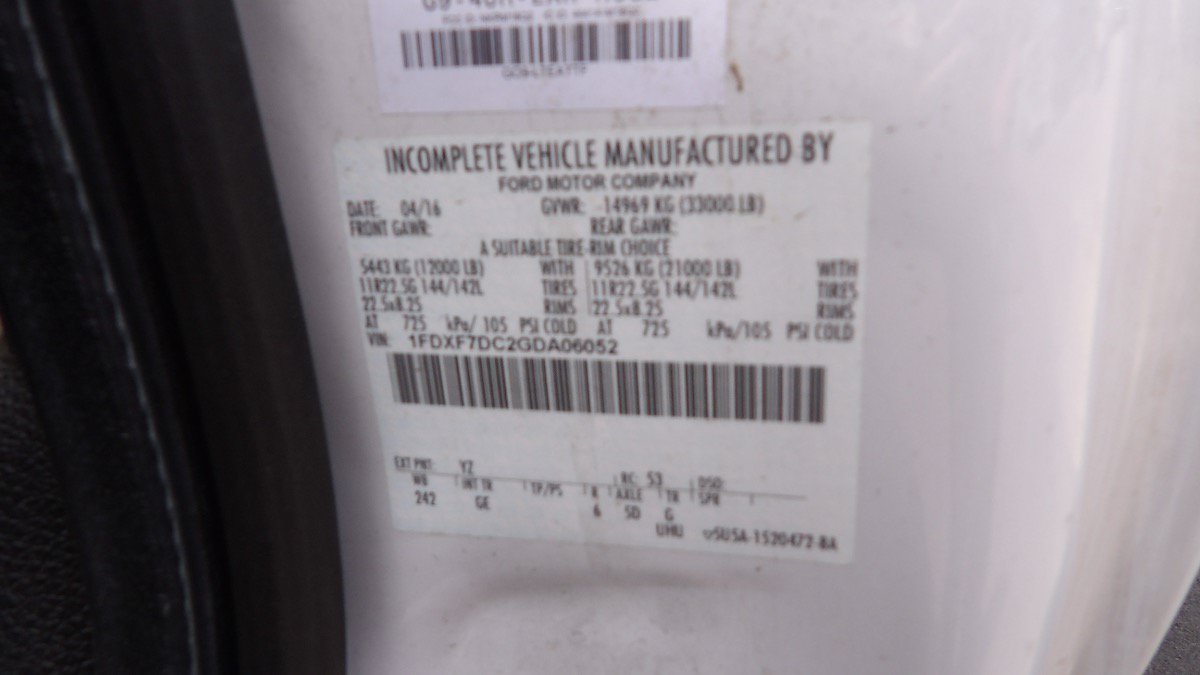 Used 2016 Ford F750 2WD Regular Cab Super Duty image 7