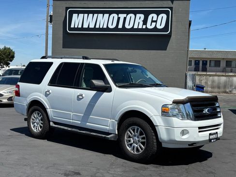 Used 2011 Ford Expedition XLT w/ Leather Seating Pkg AWD/4WD image 1