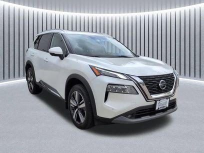 Used 2021 Nissan Rogue SL w/ Premium Package