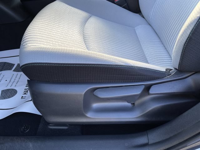Used 2018 Toyota Prius Three FWD image 13
