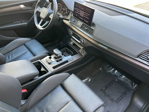 Used 2023 Audi Q5 e Premium w/ Convenience Package AWD/4WD image 16