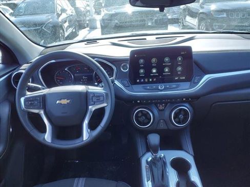 New 2025 Chevrolet Blazer LT image 13