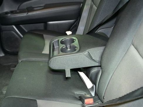 Used 2018 Nissan Pathfinder SV image 53