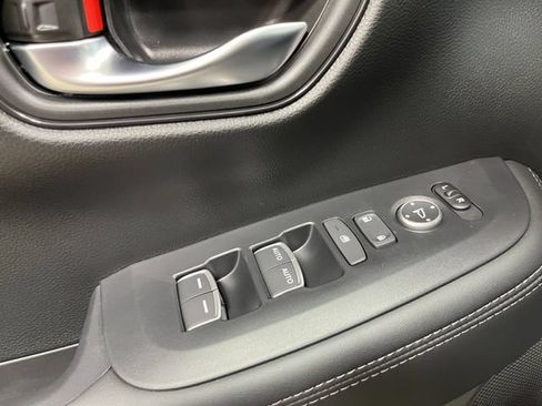 New 2027 Honda HR-V EX-L image 13