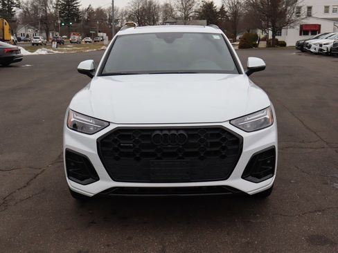 Used 2025 Audi Q5 e Premium Plus image 2