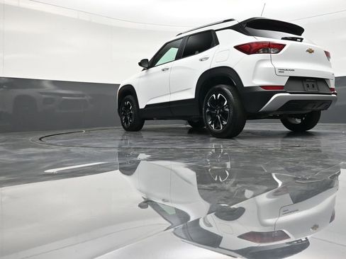 Used 2023 Chevrolet TrailBlazer LT w/ Convenience Package image 22