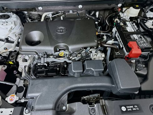 Used 2024 Toyota RAV4 LE image 32