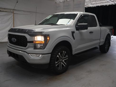 Used 2023 Ford F150 XL w/ STX Appearance Package AWD/4WD image 3