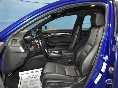 Used 2022 Honda Accord Sport image 7