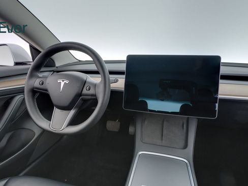 Used 2022 Tesla Model 3 Long Range AWD/4WD image 23