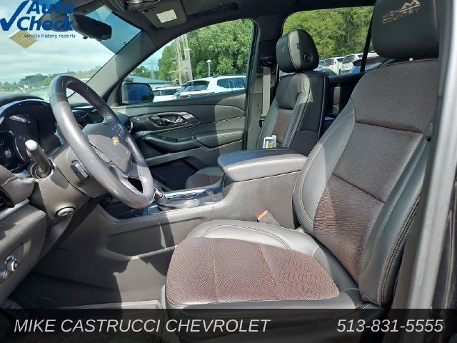 Used 2022 Chevrolet Traverse High Country w/ LPO, 'HIT The Road' Package AWD/4WD image 24