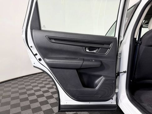Used 2023 Honda CR-V LX image 33