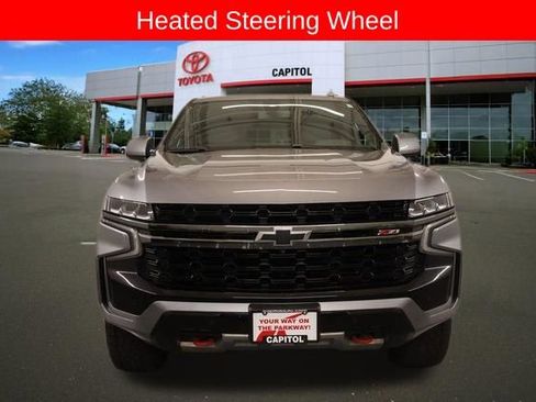 Used 2022 Chevrolet Tahoe Z71 w/ Luxury Package AWD/4WD image 8