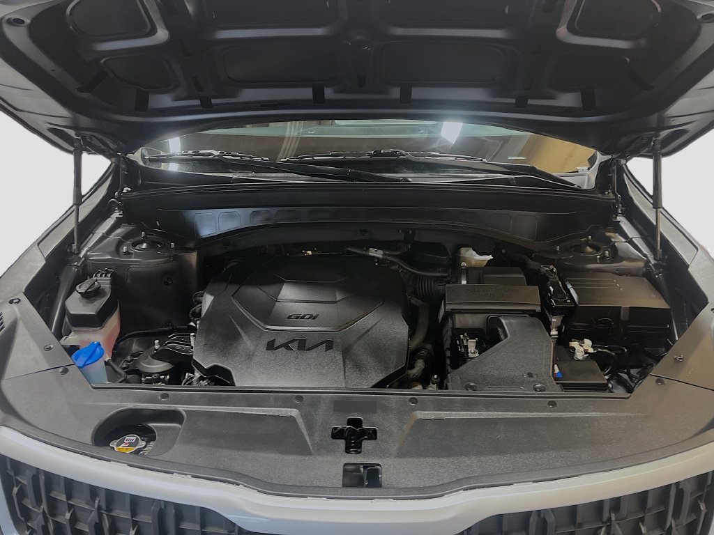 Used 2023 Kia Telluride EX AWD/4WD image 32