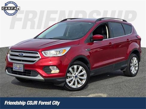 Used 2019 Ford Escape SEL image 1