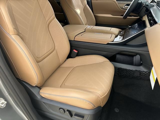 New 2027 INFINITI QX80 Luxe w/ Cargo Package AWD/4WD image 12