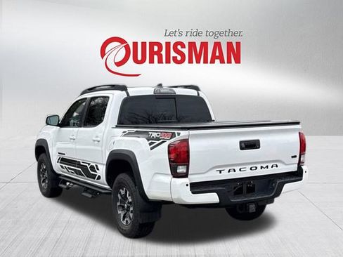 Used 2019 Toyota Tacoma TRD Off-Road w/ Technology Package image 4