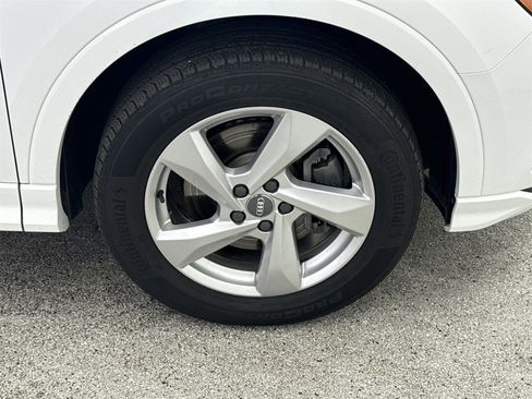 Used 2020 Audi Q3 2.0T Premium image 38