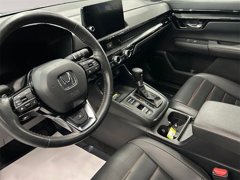 Used 2023 Honda CR-V Sport Touring image 10