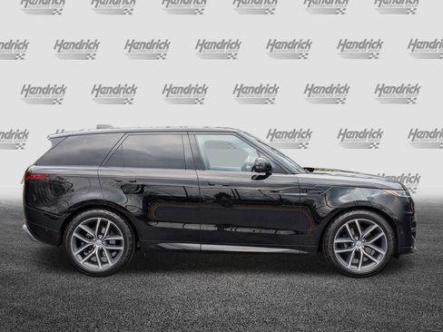 Used 2023 Land Rover Range Rover Sport SE Dynamic image 11