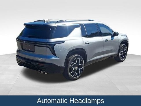 Used 2025 Chevrolet Traverse High Country w/ LPO, Floor Liner Package FWD image 7