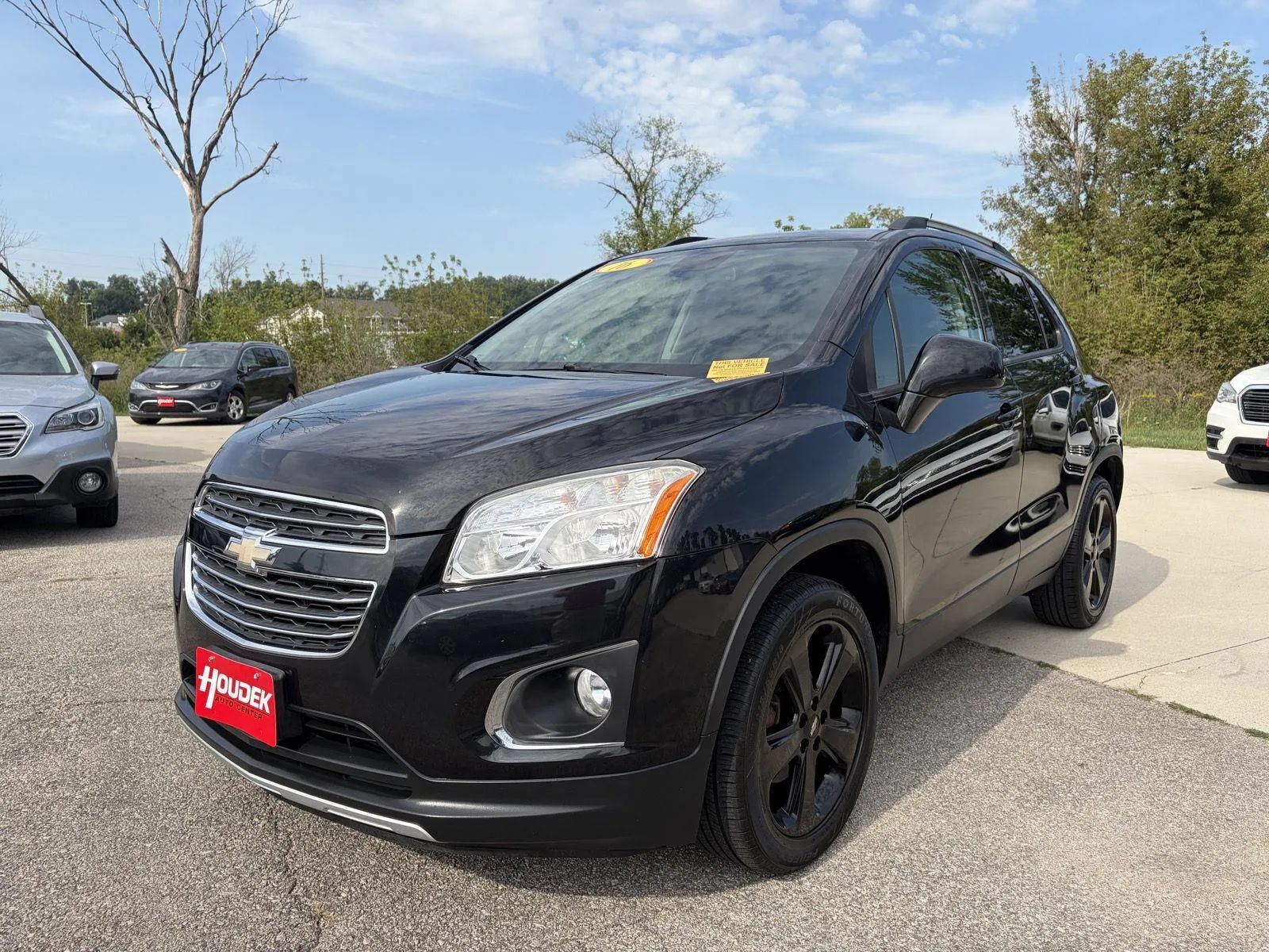 Used 2016 Chevrolet Trax LTZ w/ Midnight Edition AWD/4WD image 3