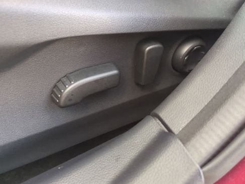 Certified 2025 Subaru Legacy Limited image 16