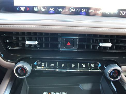 New 2026 Chevrolet Tahoe High Country AWD/4WD image 52
